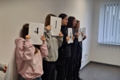 !6